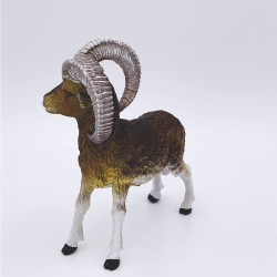 Muflon figurina 10 cm
