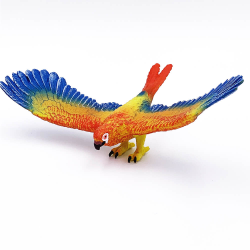 Papagal cu aripi intinse figurina 15 cm