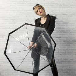 Umbrela transparenta cupola